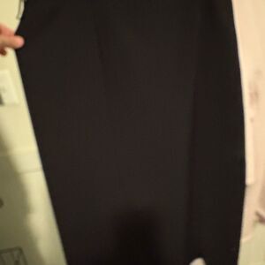 Leslie Fay Classic Black Pencil Skirt